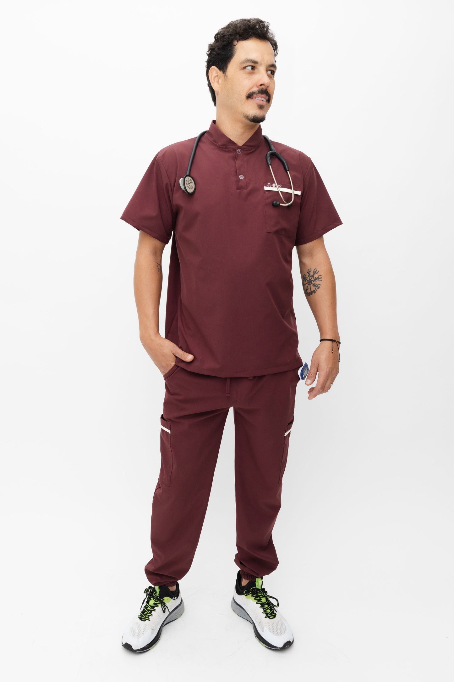 Scrub  CABALLERO